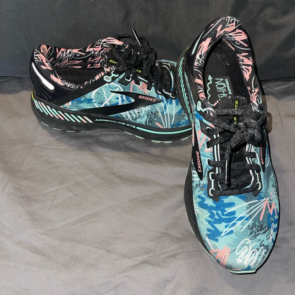 Women’s Brooks